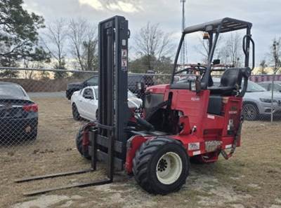 Moffett M55 Forklift