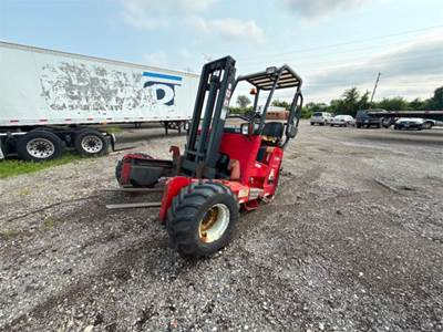 Moffett M55 Forklift