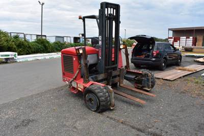 Moffett M8 55.4 Forklift