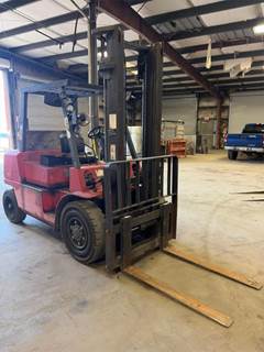 Nissan F04D40V Forklift