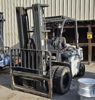 Nissan F4F35V Forklift