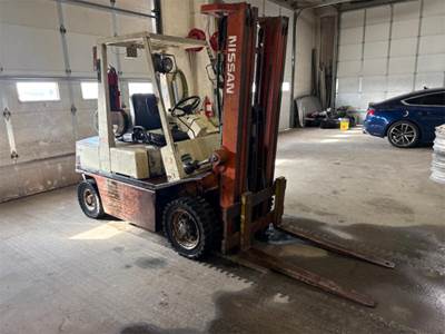 Nissan KPH02A25PV Forklift