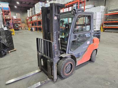 Toyota 6FGU30 Forklift