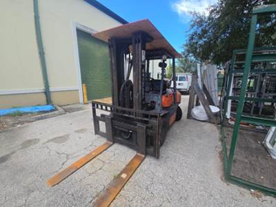 Toyota 6FGU35 Forklift
