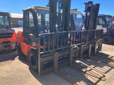 Toyota 7FDU35 Forklift