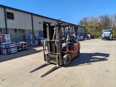 Toyota 7FGU25 Forklift