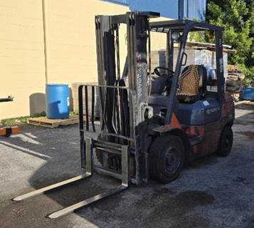 Toyota 7FGU25 Forklift