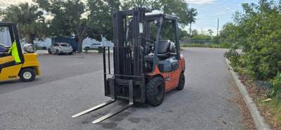 Toyota 7FGU25 Forklift