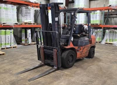 Toyota 7FGU30 Forklift