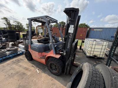 Toyota 7FGU30 Forklift