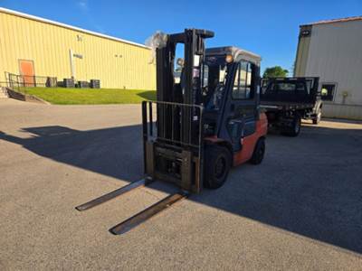 Toyota 7FGU32 Forklift