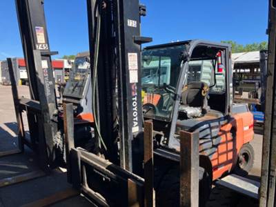 Toyota 8FD45U Forklift