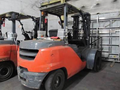 Toyota 8FD45U Forklift