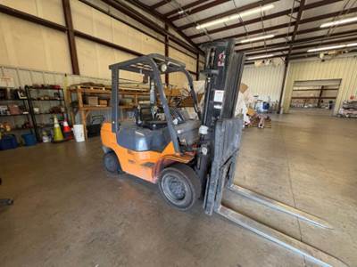Toyota 8FDU30 Forklift
