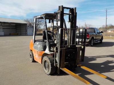 Toyota 8FDU30 Forklift