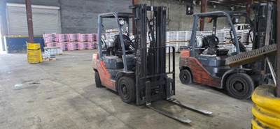 Toyota 8FGU25 Forklift