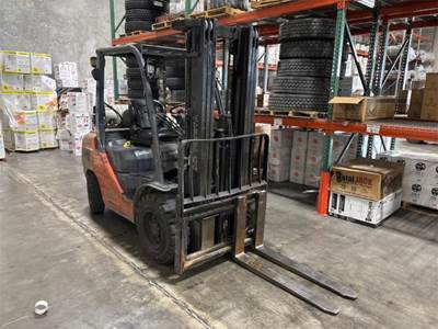 Toyota 8FGU30 Forklift