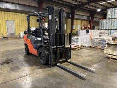 Toyota 8FGU30 Forklift