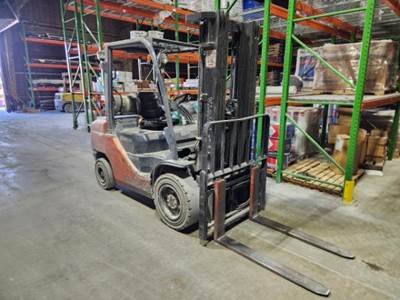 Toyota 8FGU30 Forklift