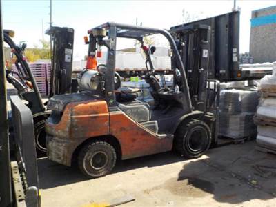 Toyota 8FGU30 Forklift