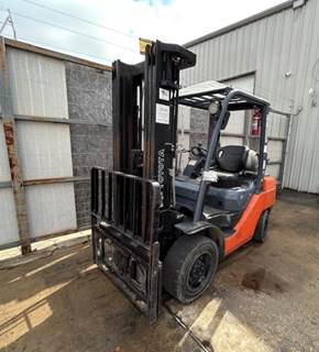 Toyota 8FGU30 Forklift