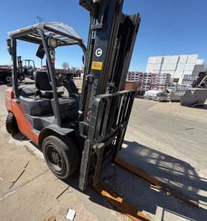 Toyota 8FGU30 Forklift