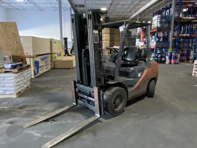 Toyota 8FGU30 Forklift