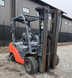 Toyota 8FGU32 Forklift