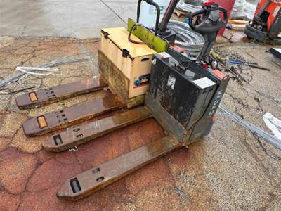 Toyota 8HBW23 Forklift