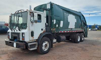Mack MR688S Side Load Garbage Truck