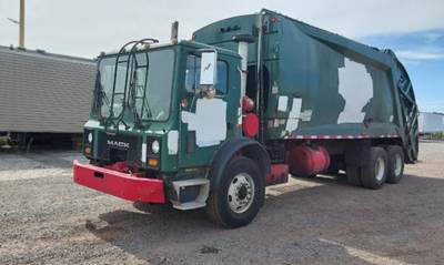 Mack MR688S Side Load Garbage Truck