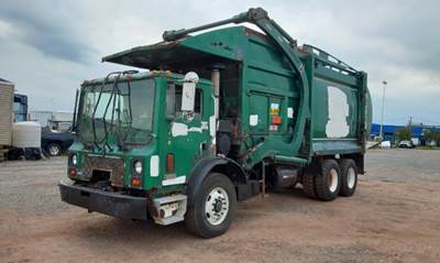 Mack MR690S Side Load Garbage Truck
