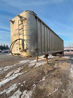 McClain MCCLAIN Live Floor Trailer