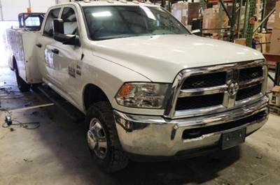 RAM 3500 CREW CAB 2WD DRW Mechanic / Service Truck