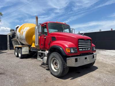 Mack Granite CV713 Mixer / Ready Mix / Concrete Truck