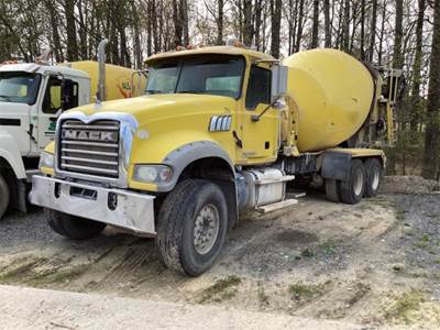 Mack Granite GU713 Mixer / Ready Mix / Concrete Truck