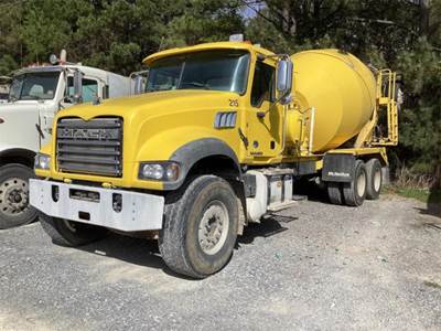 Mack Granite GU713 Mixer / Ready Mix / Concrete Truck