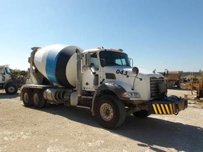 Mack Granite GU813 Mixer / Ready Mix / Concrete Truck