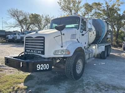 Mack Granite GU813 Mixer / Ready Mix / Concrete Truck