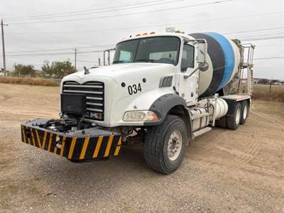 Mack Granite GU813 Mixer / Ready Mix / Concrete Truck