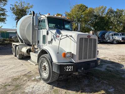 Peterbilt 365 Mixer / Ready Mix / Concrete Truck