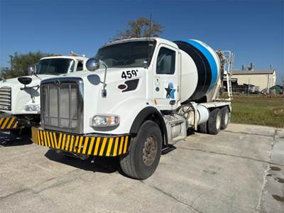 Peterbilt 567 Mixer / Ready Mix / Concrete Truck