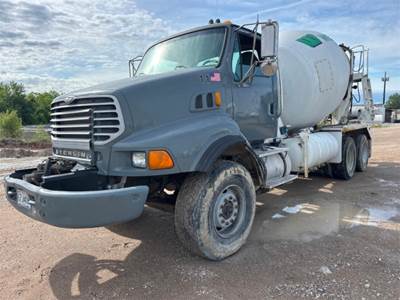 Sterling LT9500 Mixer / Ready Mix / Concrete Truck