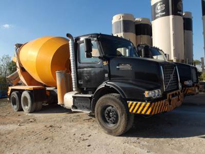 Volvo VHD 6X4 Mixer / Ready Mix / Concrete Truck