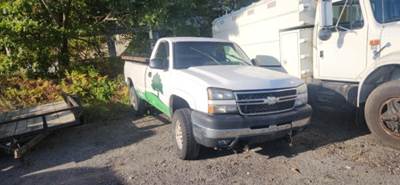 Chevrolet 2500 SILVERADO 2500 HD 4X4 Truck