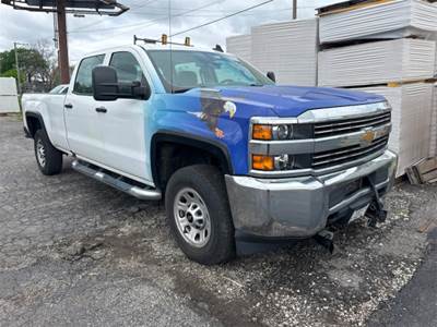 Chevrolet SILVERADO 3500 HD CREW CAB 4X4 Truck