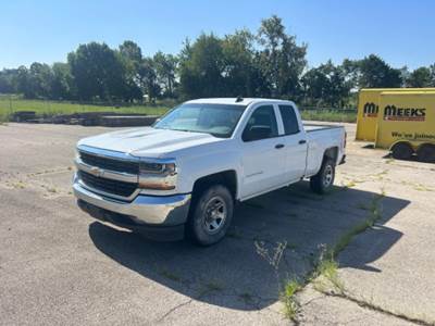 Chevrolet SILVERADO DOUBLE CAB Truck