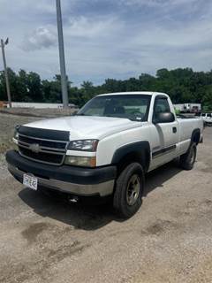 Chevrolet Silverado 2500 Truck