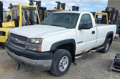 Chevrolet Silverado Truck