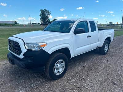 Toyota TACOMA 4X4 EXT CAB Truck